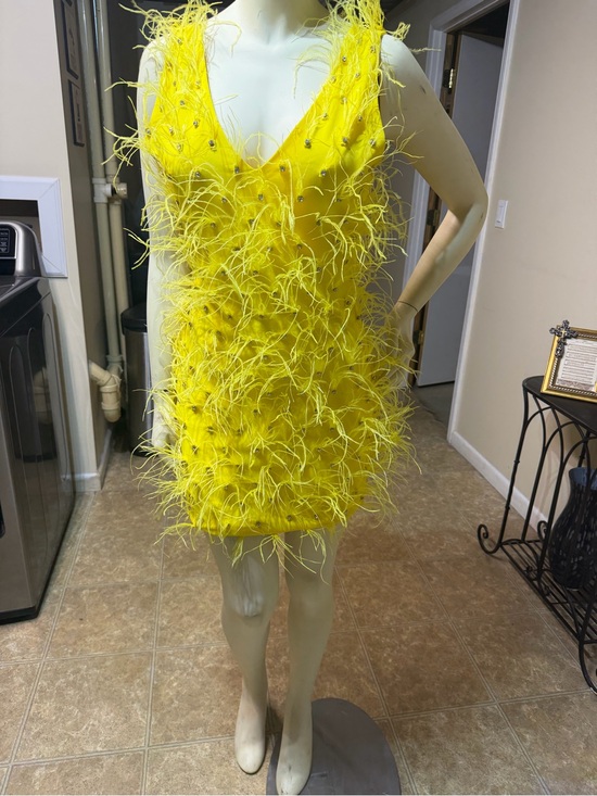 AKIRA Dresses & Skirts - AKIRA Yellow Feathered V-Neck Mini Dress